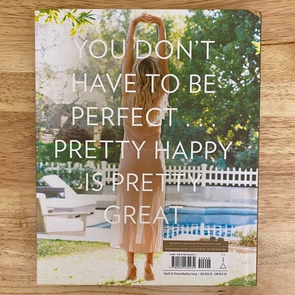 Pretty Happy Healthy Ways To Love Your Body by Kate Hudson Hard Cover Book - Picture 3 of 7